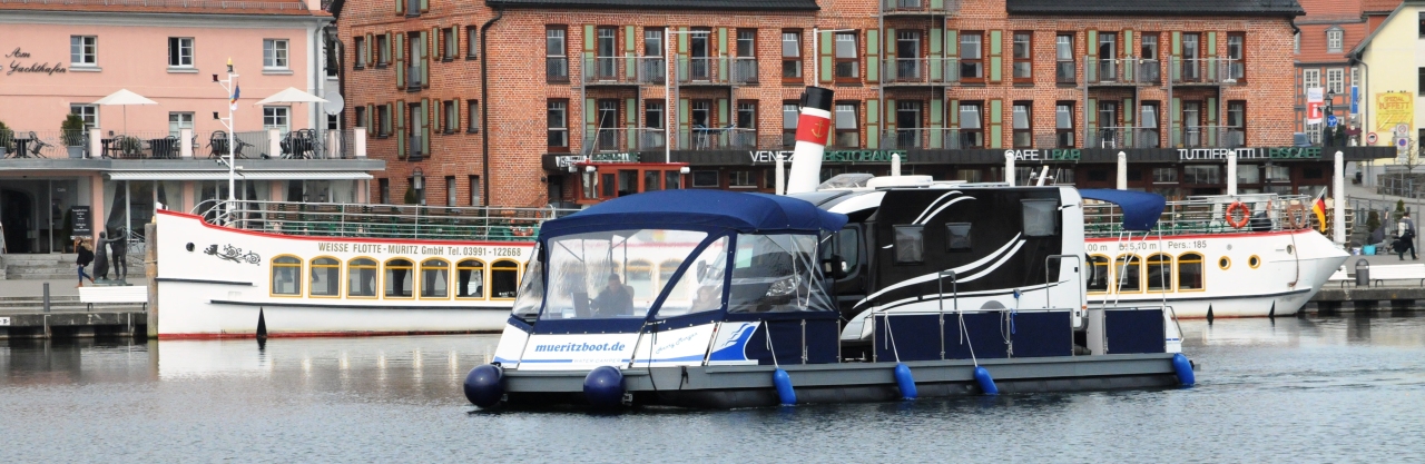 mit dem eigenen Wohnmobil auf das Wasser