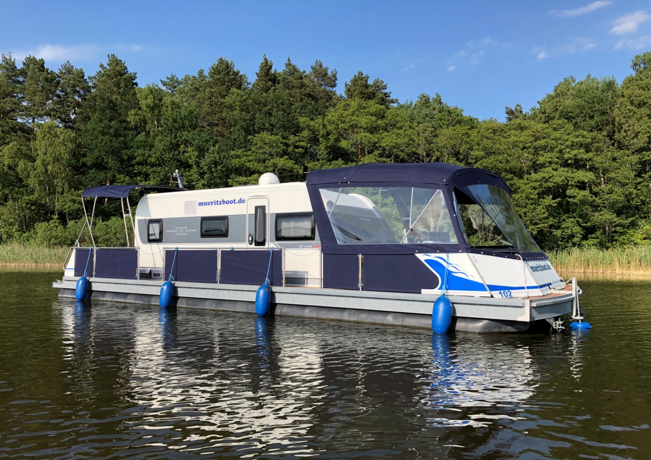 Wassercamper von Müritzboot